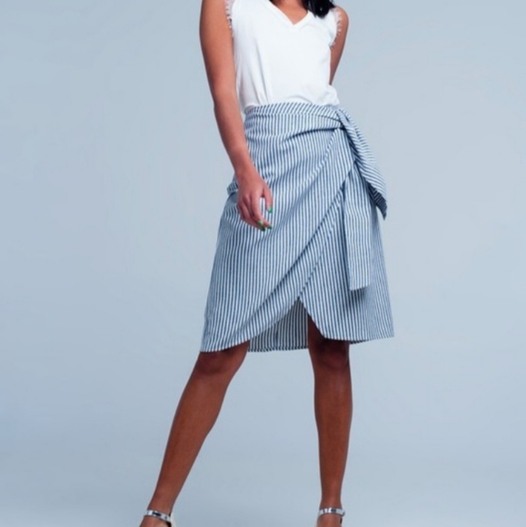 Dresses & Skirts - Stripes and tie midi skirt